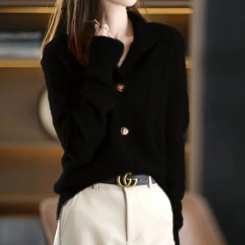 Women’s Elegant Relaxed Fit Cardigan